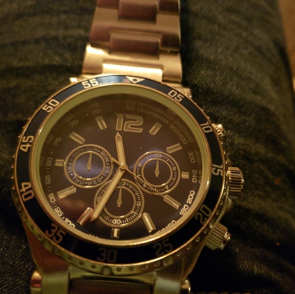 Various watch bundle - Picture 2 of 3